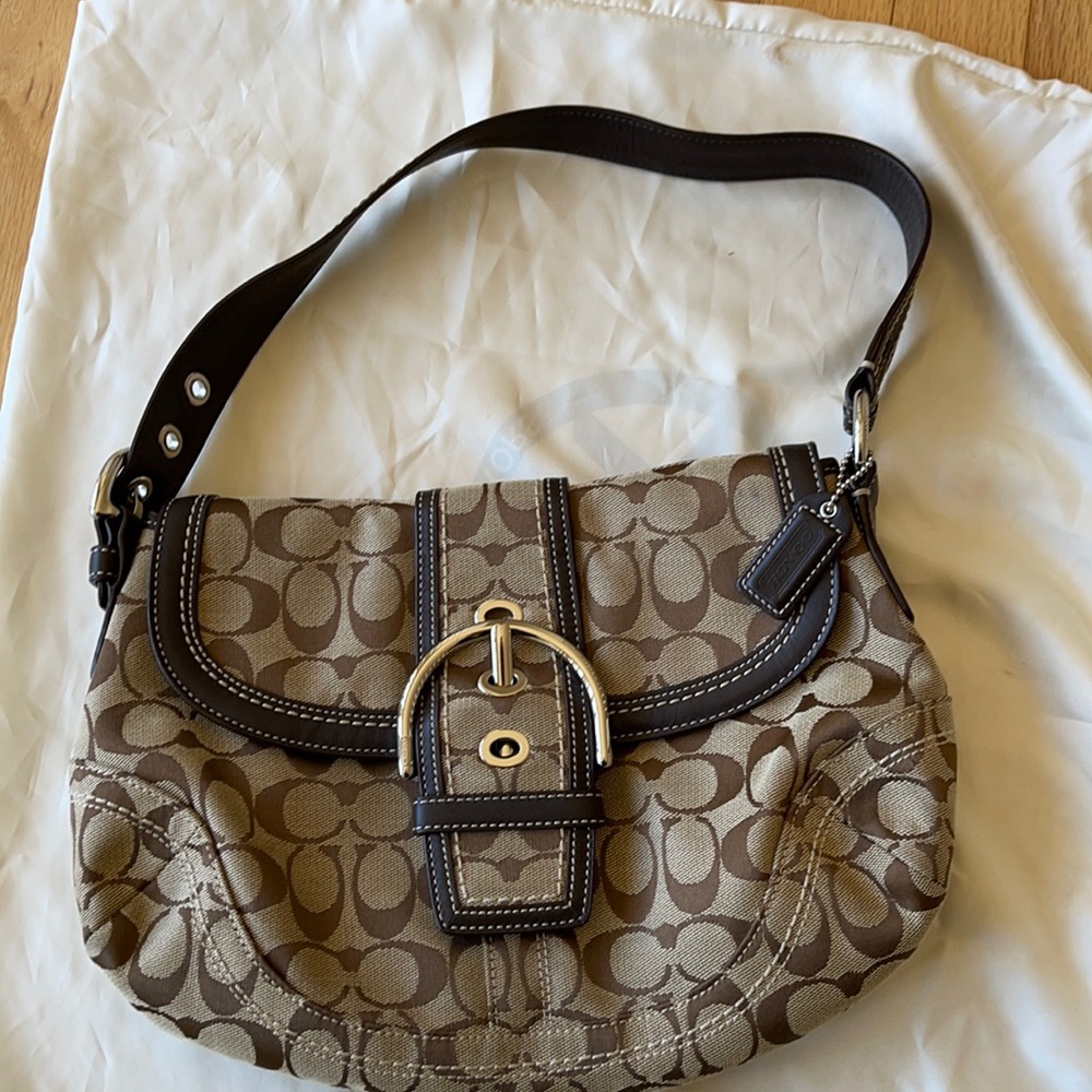 Coach shoulder bag